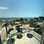 Guest house Halta Pescarus Douazeci si Trei August